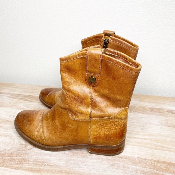 vince camuto brown leather distressed boots made in brazel size 8 - Picture 4 of 9